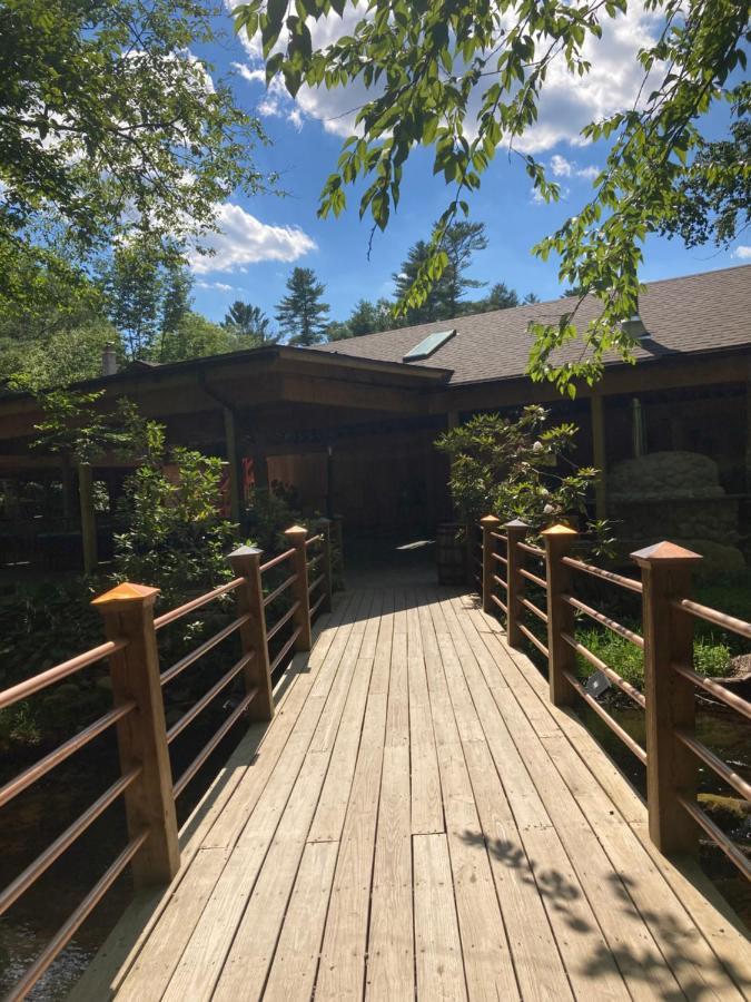 Magnolia Streamside Resort Canadensis Luaran gambar