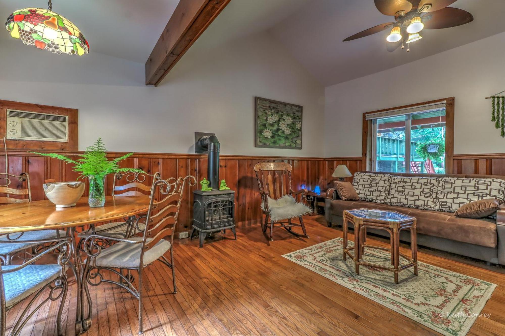 Magnolia Streamside Resort Canadensis Bilik gambar